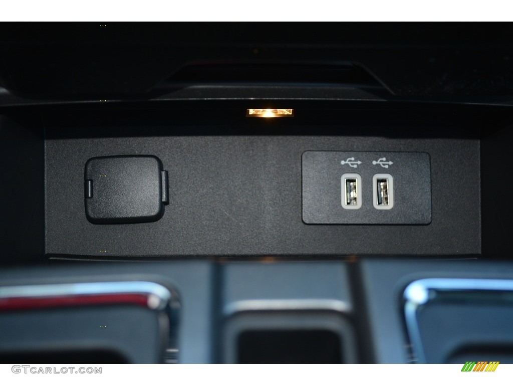 2016 F150 XLT SuperCrew 4x4 - Shadow Black / Medium Earth Gray photo #18