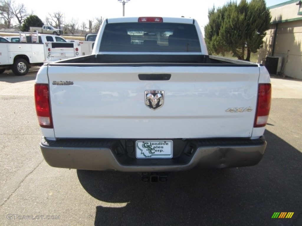 2011 Ram 1500 ST Quad Cab 4x4 - Bright White / Dark Slate Gray/Medium Graystone photo #8