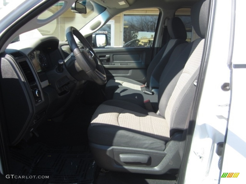 2011 Ram 1500 ST Quad Cab 4x4 - Bright White / Dark Slate Gray/Medium Graystone photo #11