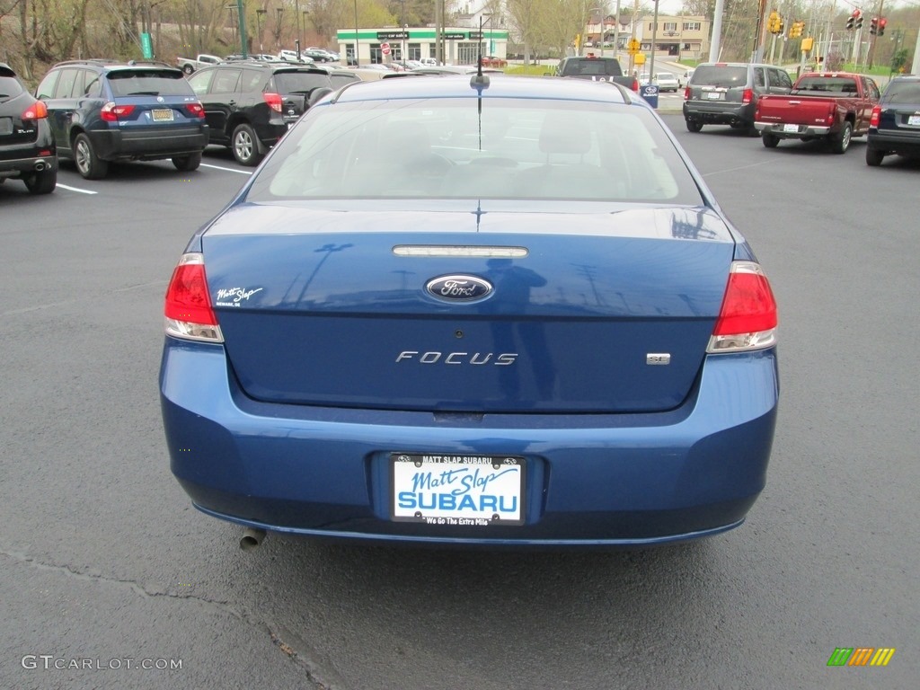 2009 Focus SE Sedan - Vista Blue Metallic / Charcoal Black photo #7