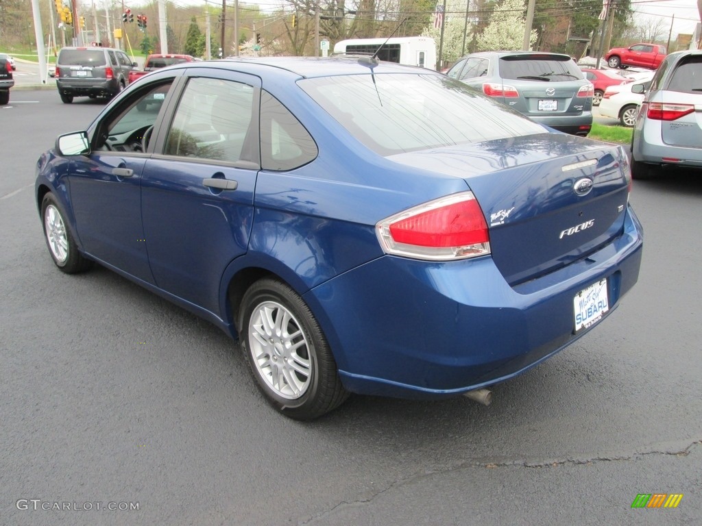 2009 Focus SE Sedan - Vista Blue Metallic / Charcoal Black photo #8