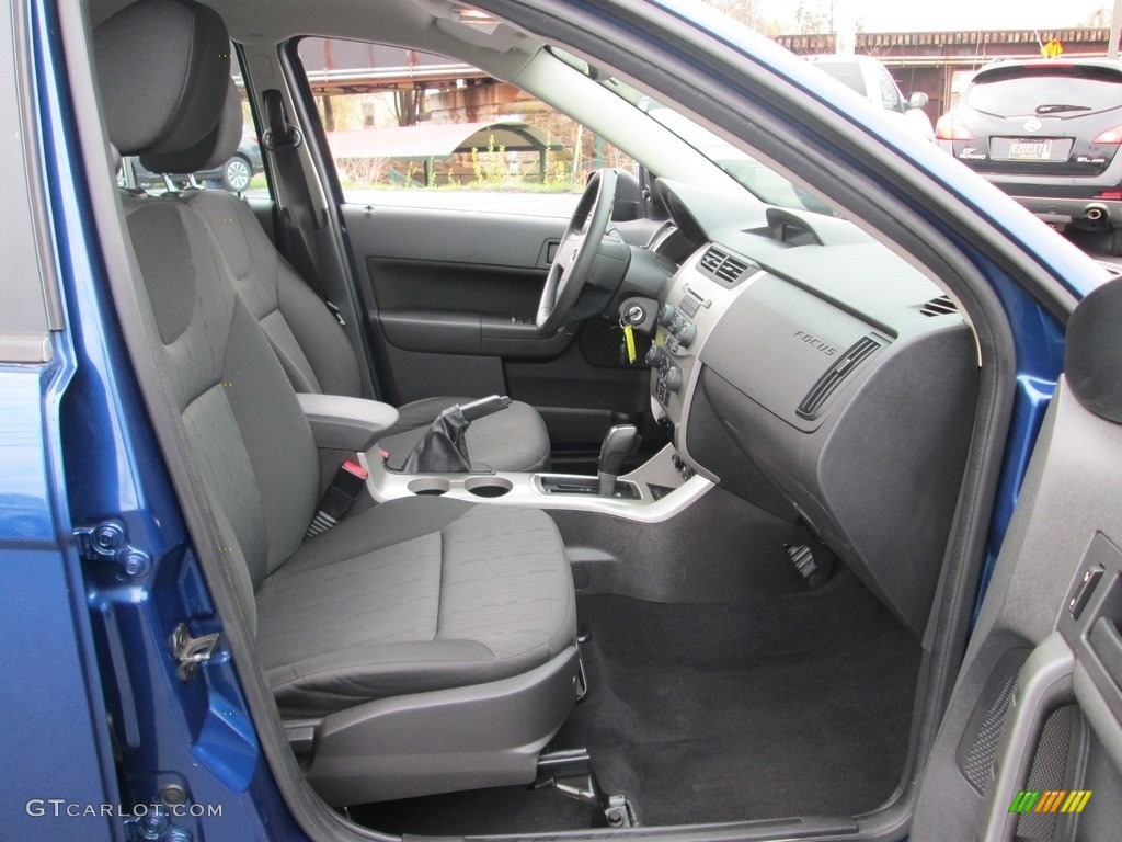 2009 Focus SE Sedan - Vista Blue Metallic / Charcoal Black photo #17