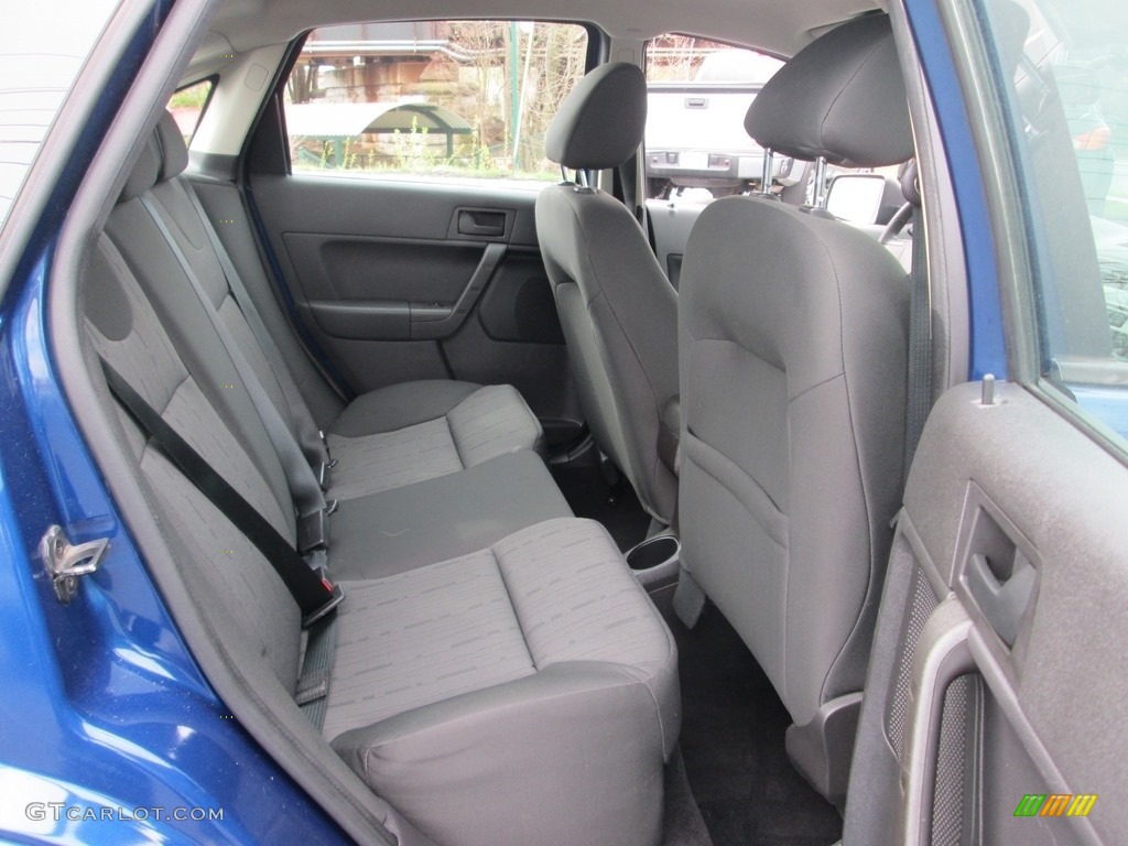 2009 Focus SE Sedan - Vista Blue Metallic / Charcoal Black photo #18