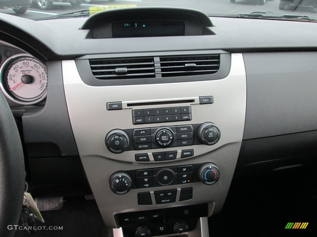 2009 Focus SE Sedan - Vista Blue Metallic / Charcoal Black photo #23