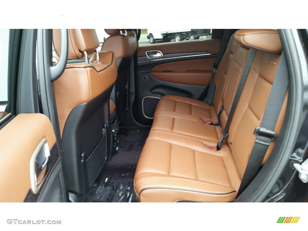 Dark Sienna Brown/Black Interior 2016 Jeep Grand Cherokee Summit 4x4 Photo #112049431