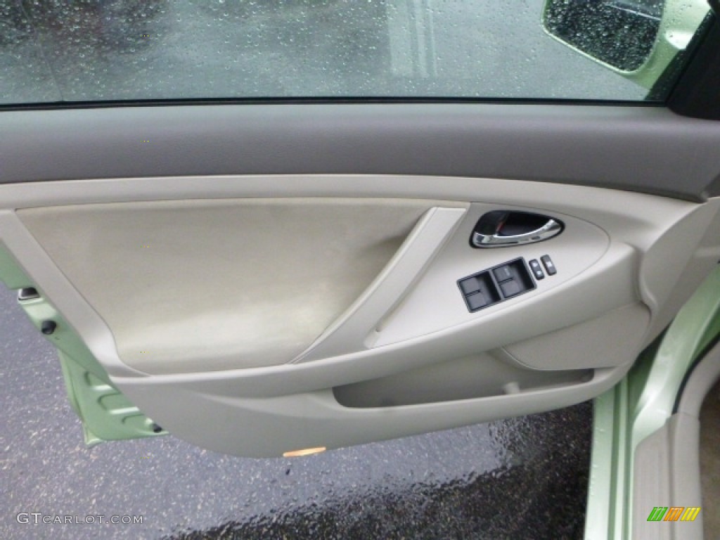 2007 Camry Hybrid - Jasper Green Pearl / Bisque photo #15