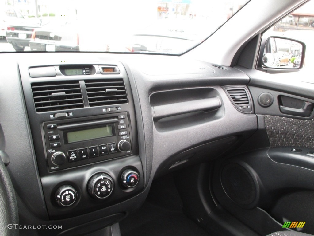 2008 Sportage LX - Steel Silver Metallic / Black photo #16