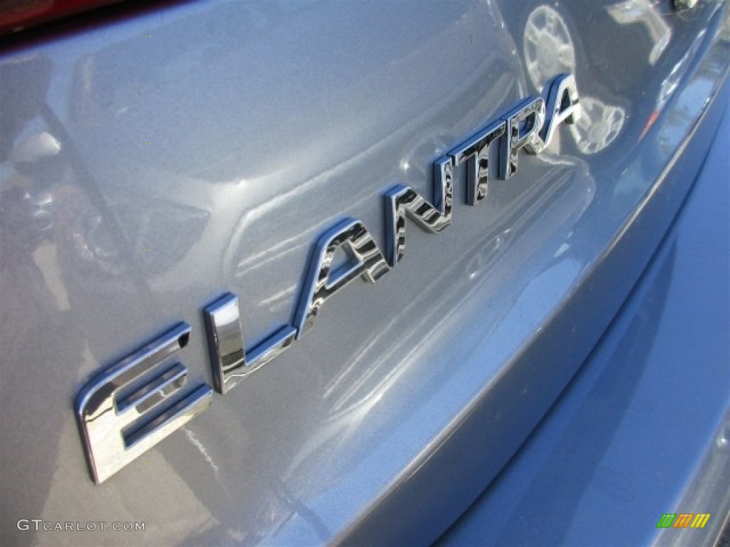 2017 Elantra Limited - Gray / Black photo #5