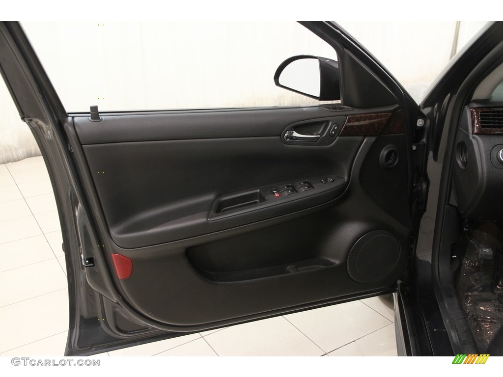 2013 Chevrolet Impala LS Door Panel Photos
