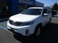 2014 Snow White Pearl Kia Sorento LX AWD  photo #15