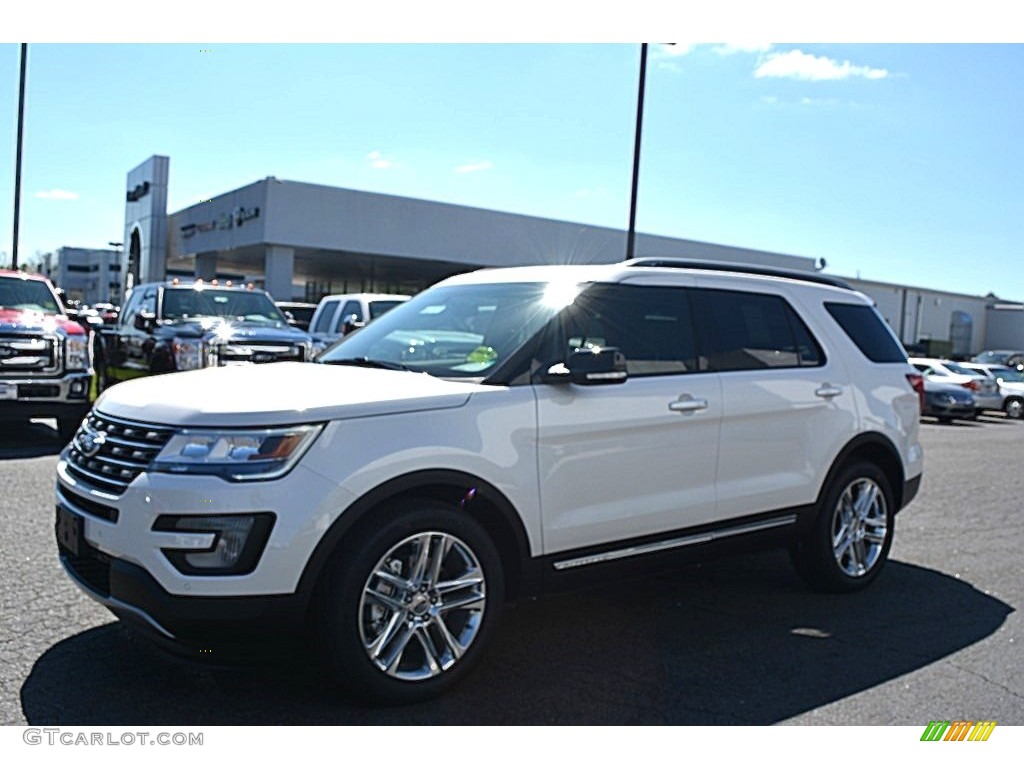 2016 Explorer XLT - White Platinum Metallic Tri-Coat / Medium Light Camel photo #3