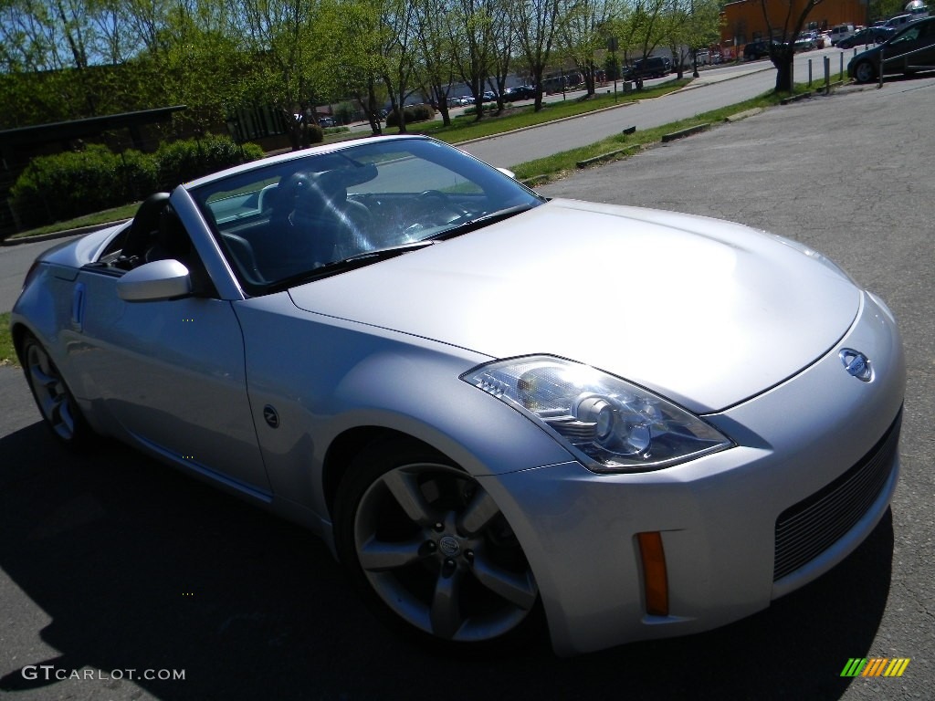2007 350Z Touring Roadster - Silver Alloy Metallic / Charcoal photo #14