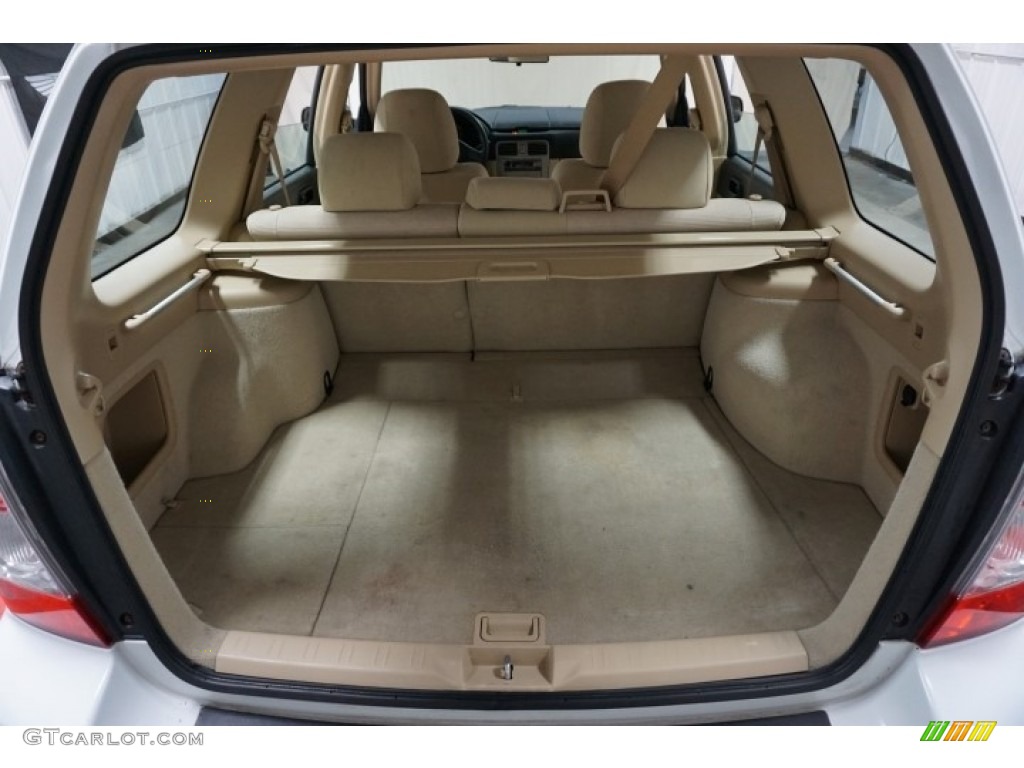 2008 Forester 2.5 X - Aspen White / Desert Beige photo #22