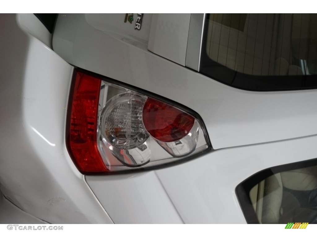 2008 Forester 2.5 X - Aspen White / Desert Beige photo #59