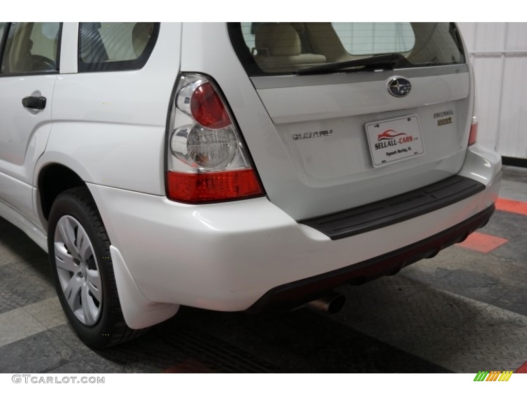 2008 Forester 2.5 X - Aspen White / Desert Beige photo #61