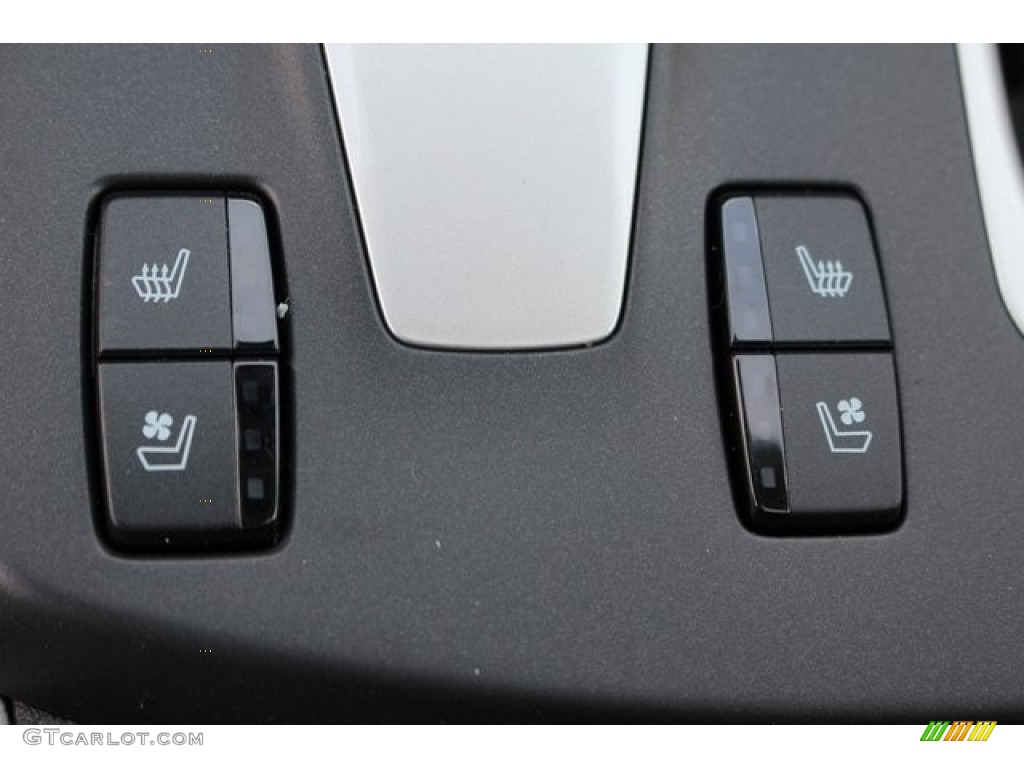 2017 Acura RDX Advance Controls Photo #112093028