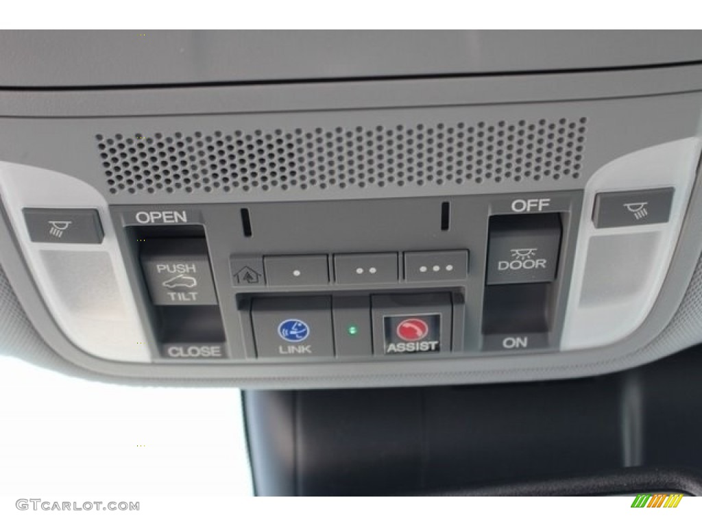 2017 Acura RDX Advance Controls Photo #112093241