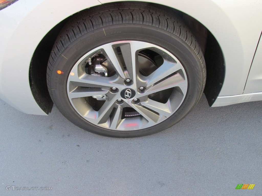 2017 Elantra Limited - Silver / Gray photo #11