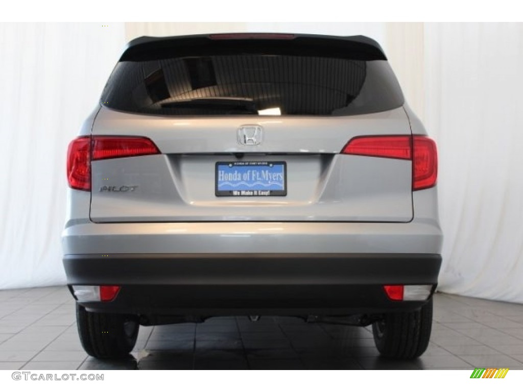 2016 Pilot LX - Lunar Silver Metallic / Gray photo #6