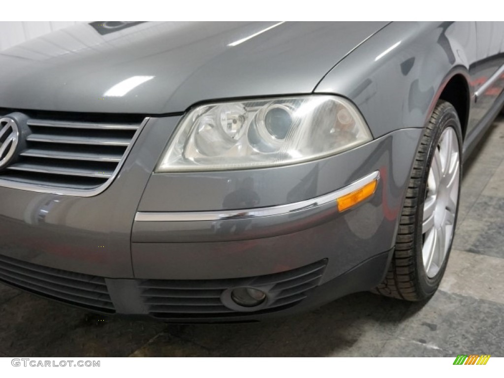 2005 Passat GLX Sedan - Stonehenge Grey Metallic / Anthracite photo #48