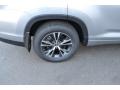 Silver Sky Metallic - Highlander XLE Photo No. 10