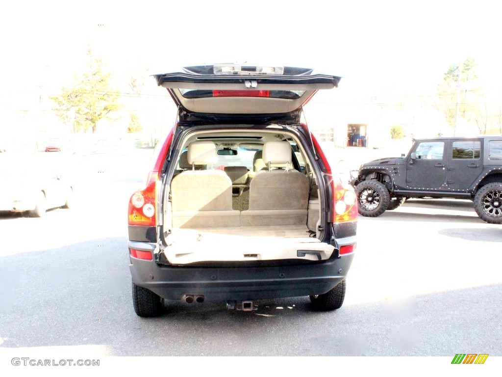2005 XC90 V8 AWD - Black / Graphite photo #36