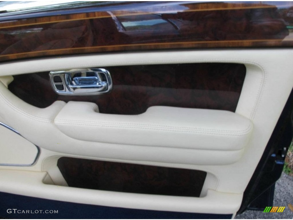 2000 Rolls-Royce Silver Seraph Standard Silver Seraph Model Cream/Blue Door Panel Photo #112118368