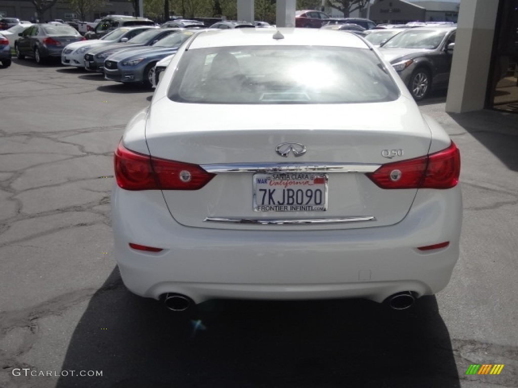 2015 Q50 3.7 - Moonlight White / Graphite photo #10