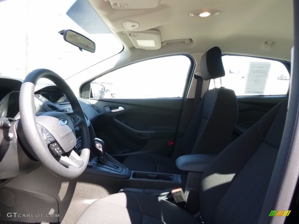 2016 Focus SE Sedan - Shadow Black / Charcoal Black photo #11