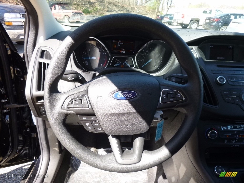 2016 Focus SE Sedan - Shadow Black / Charcoal Black photo #16