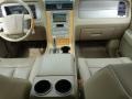 2009 White Platinum Tri-Coat Lincoln Navigator 4x4  photo #20