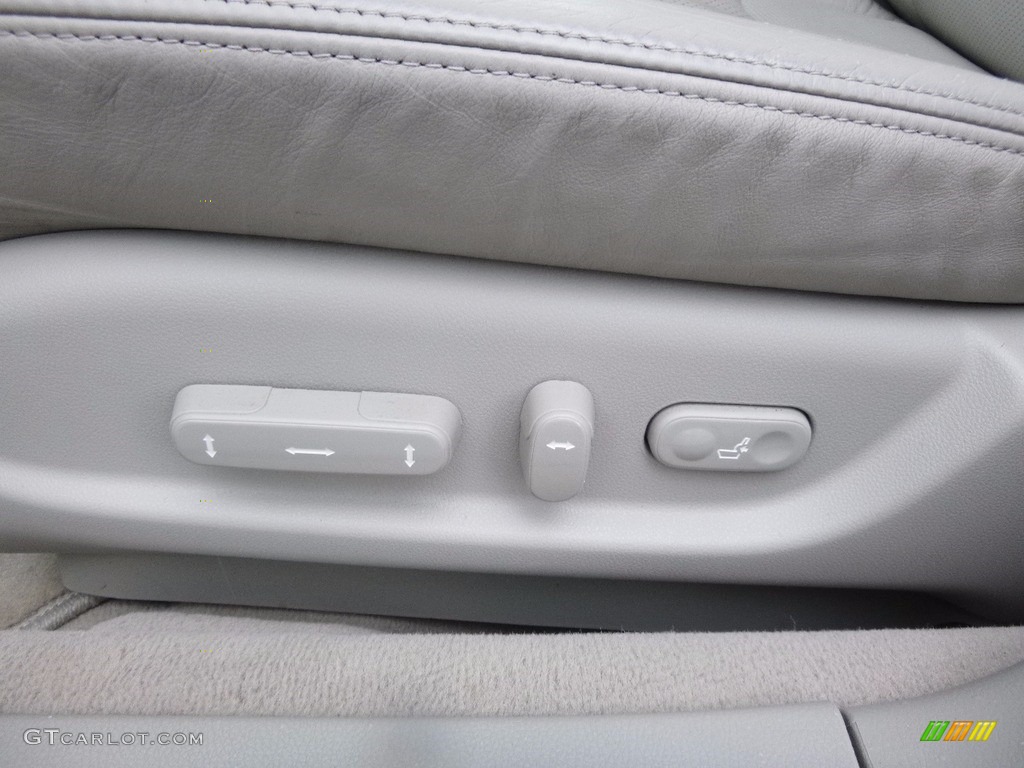 2010 RL Technology - Silver Jade Metallic / Taupe Gray photo #14