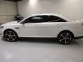 2016 White Platinum Ford Taurus SHO AWD  photo #6