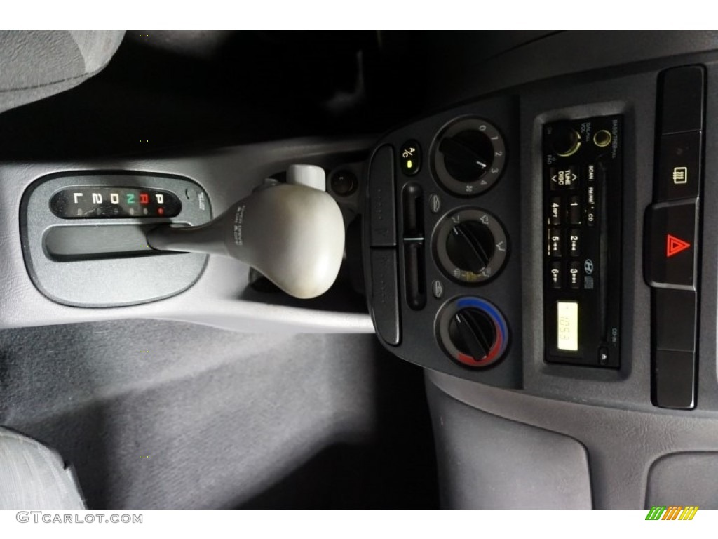 2005 Accent GLS Sedan - Silver Mist / Gray photo #34
