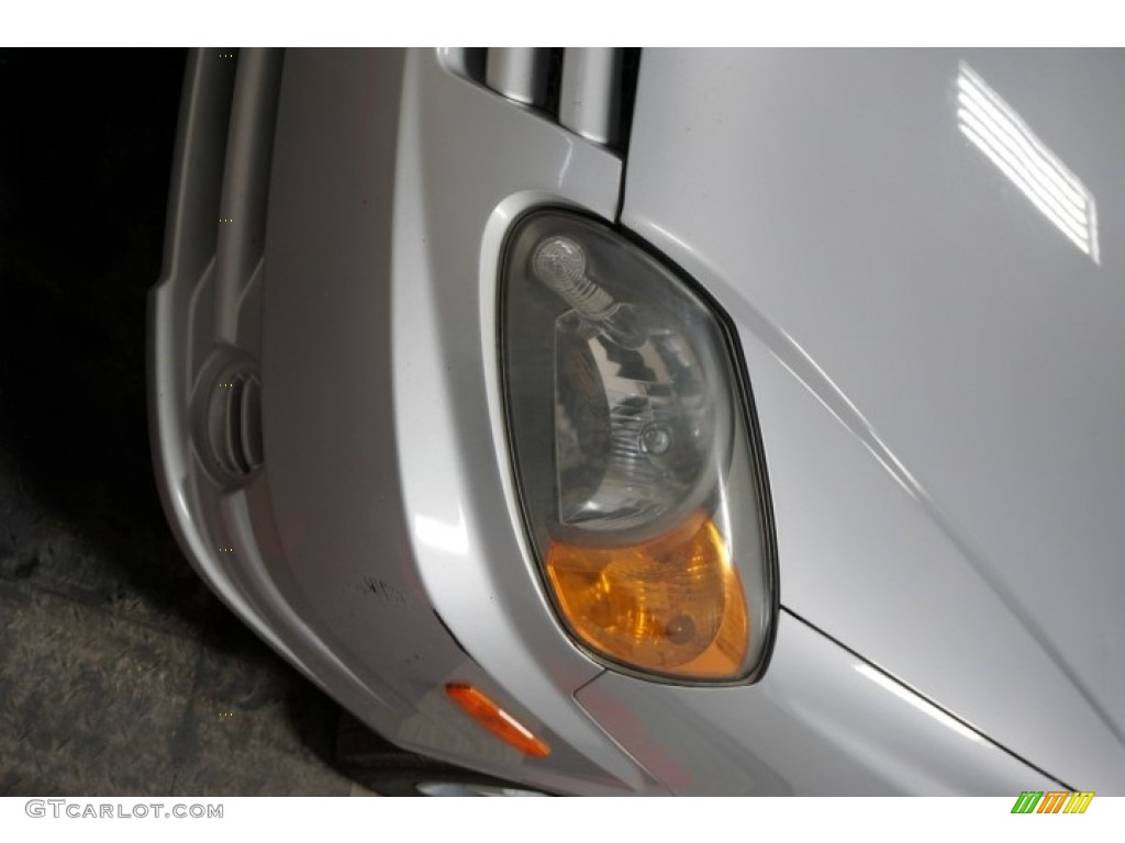 2005 Accent GLS Sedan - Silver Mist / Gray photo #43