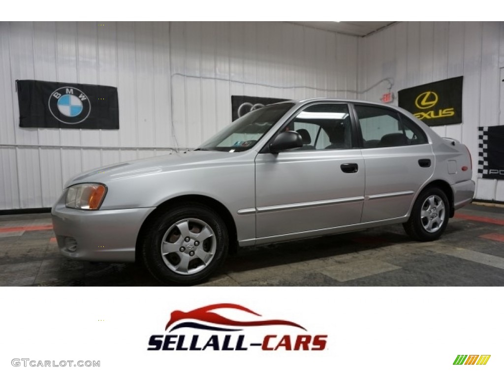 2002 Accent GL Sedan - Silver Mist / Gray photo #1