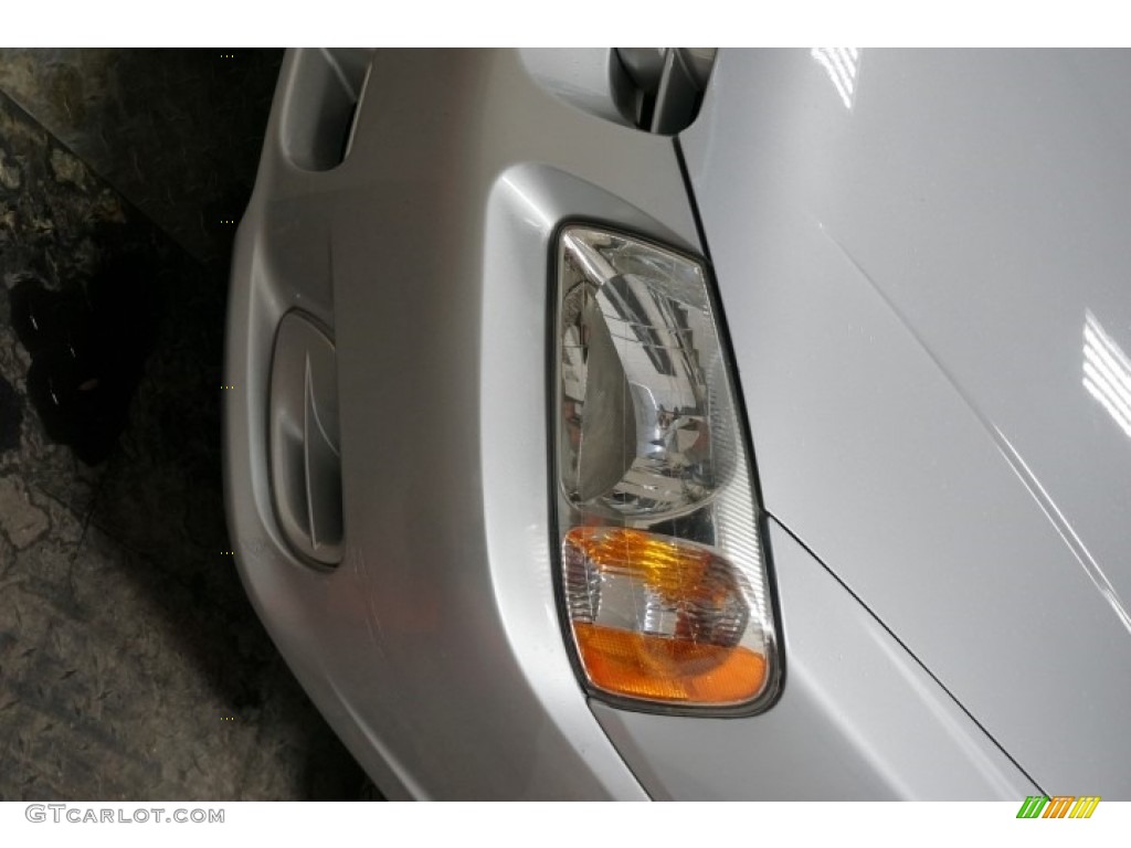 2002 Accent GL Sedan - Silver Mist / Gray photo #43
