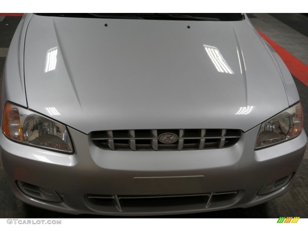 2002 Accent GL Sedan - Silver Mist / Gray photo #46