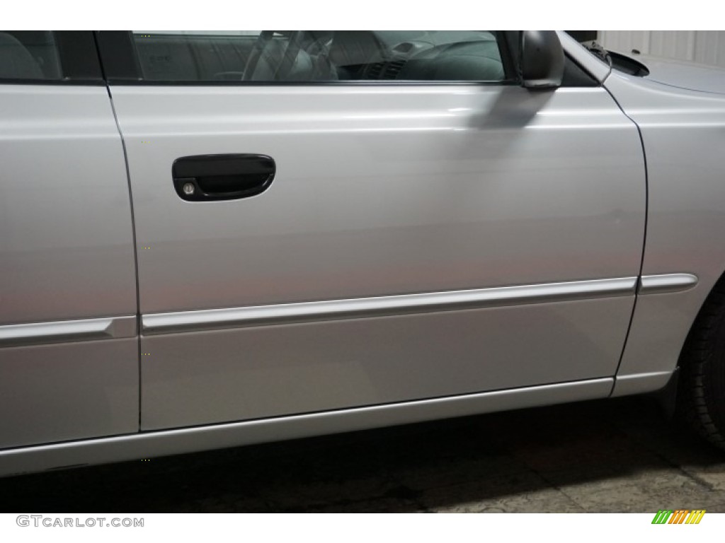 2002 Accent GL Sedan - Silver Mist / Gray photo #52