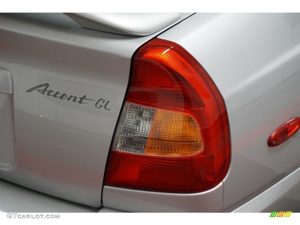 2002 Accent GL Sedan - Silver Mist / Gray photo #57