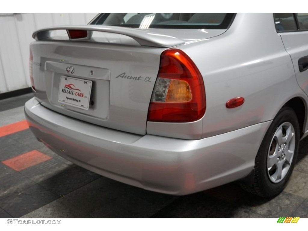 2002 Accent GL Sedan - Silver Mist / Gray photo #60