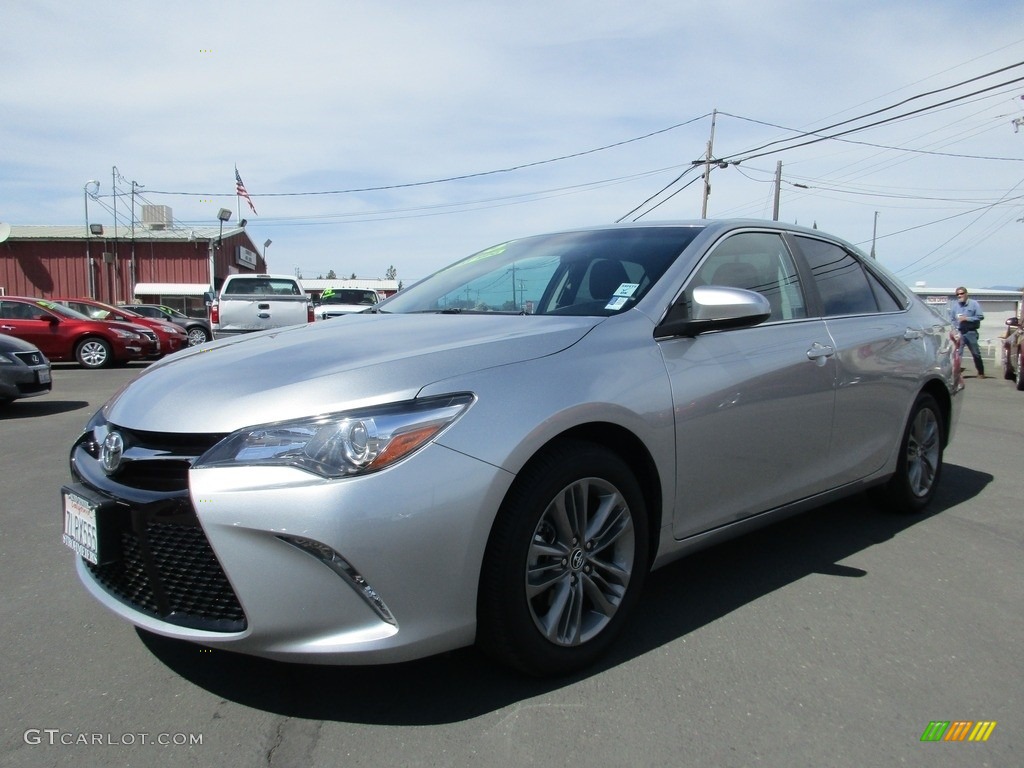 2015 Camry SE - Celestial Silver Metallic / Black photo #3