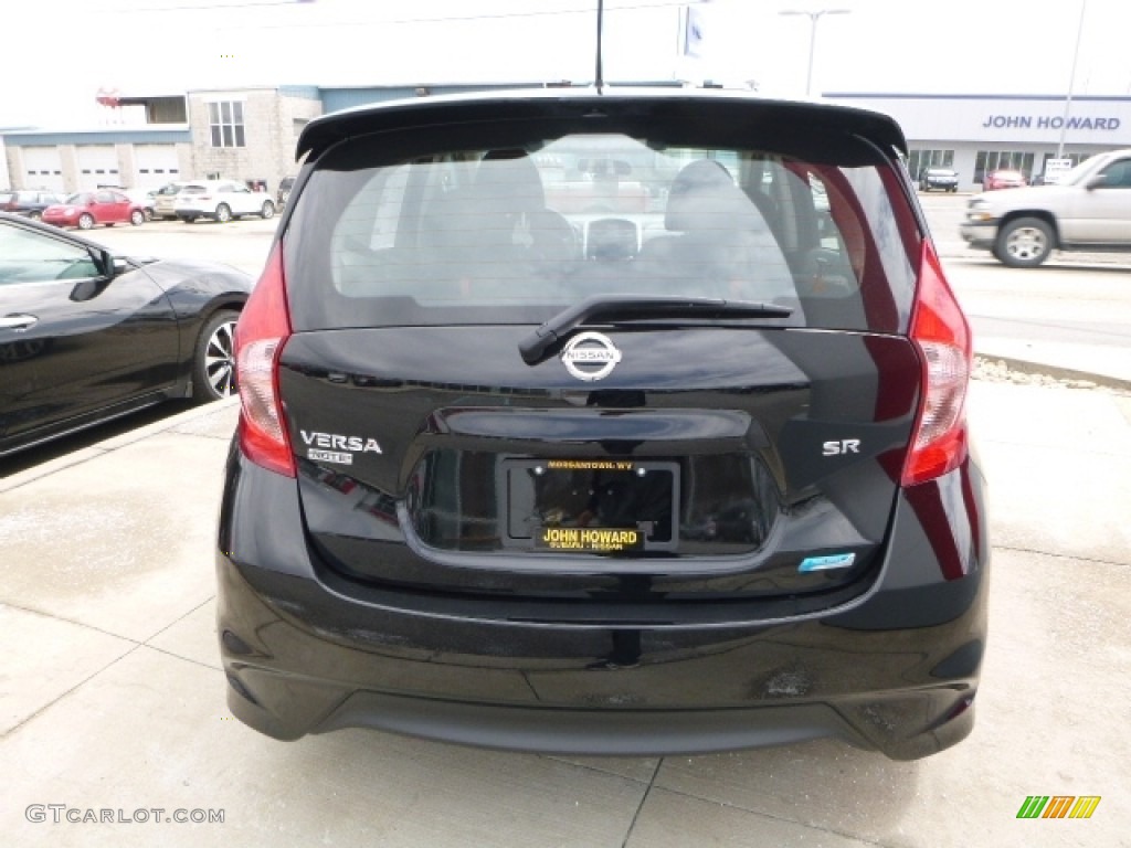 2016 Versa Note SR - Super Black / Charcoal photo #7