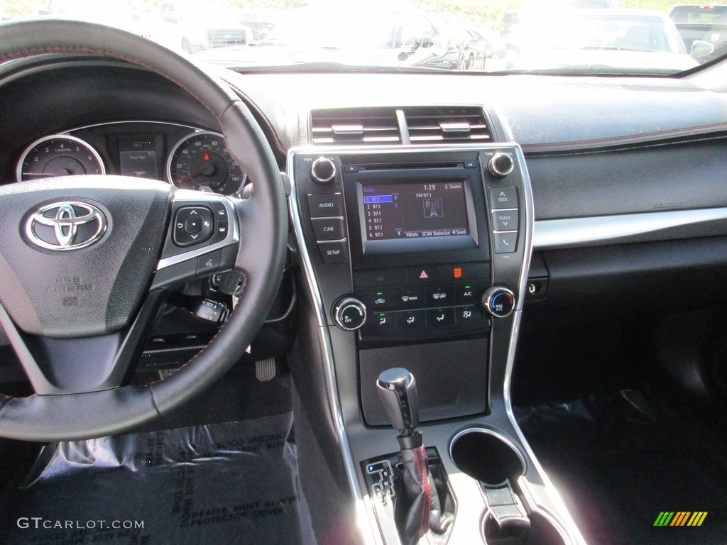 2015 Camry SE - Celestial Silver Metallic / Black photo #13