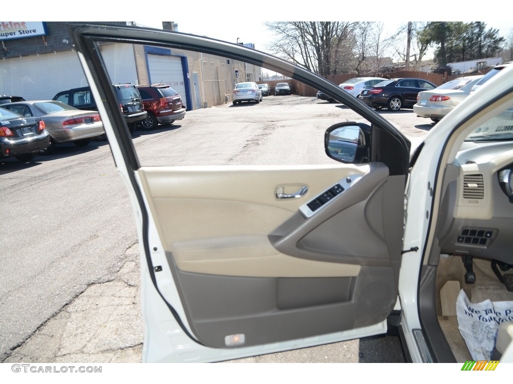 2009 Murano S AWD - Glacier Pearl / Beige photo #20