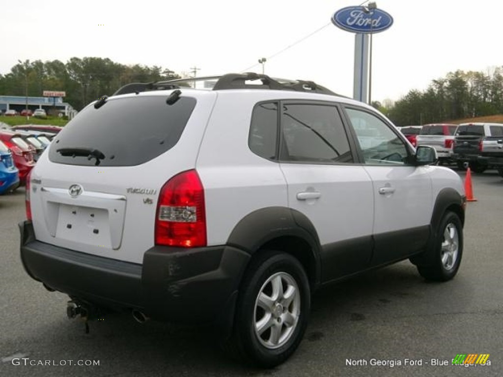 2005 Tucson GLS V6 - Nordic White / Beige photo #5