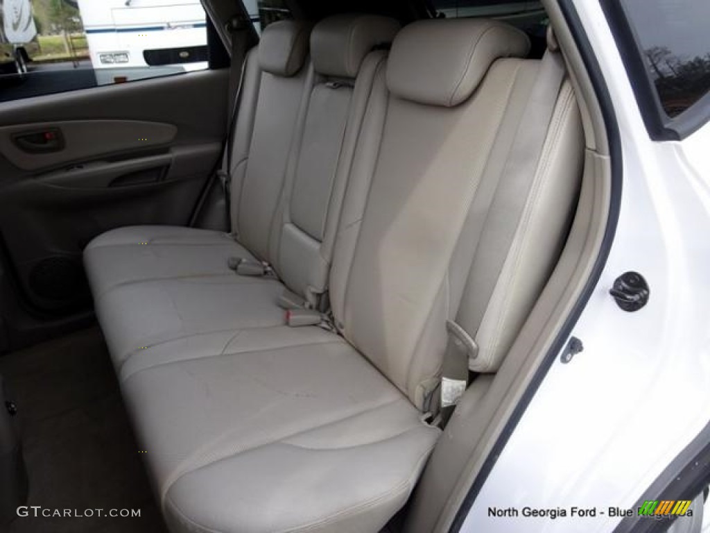 2005 Tucson GLS V6 - Nordic White / Beige photo #13