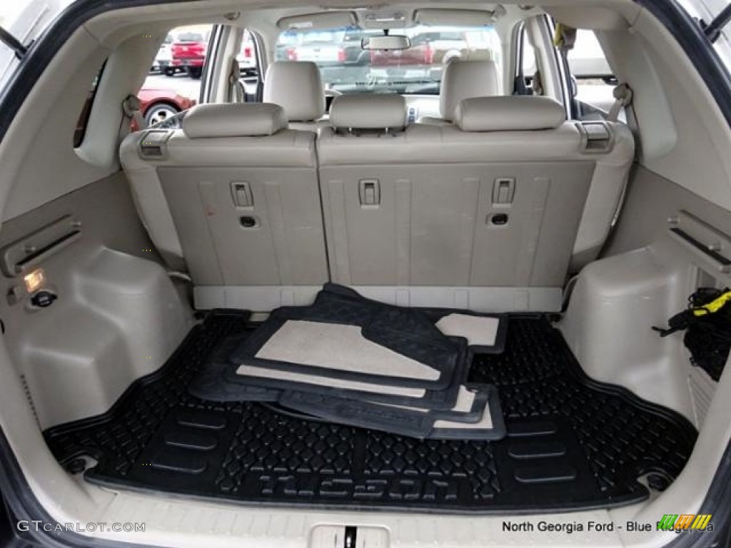 2005 Tucson GLS V6 - Nordic White / Beige photo #15