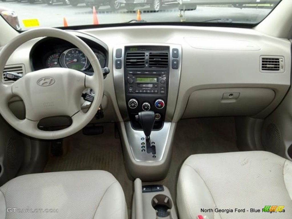 2005 Tucson GLS V6 - Nordic White / Beige photo #17