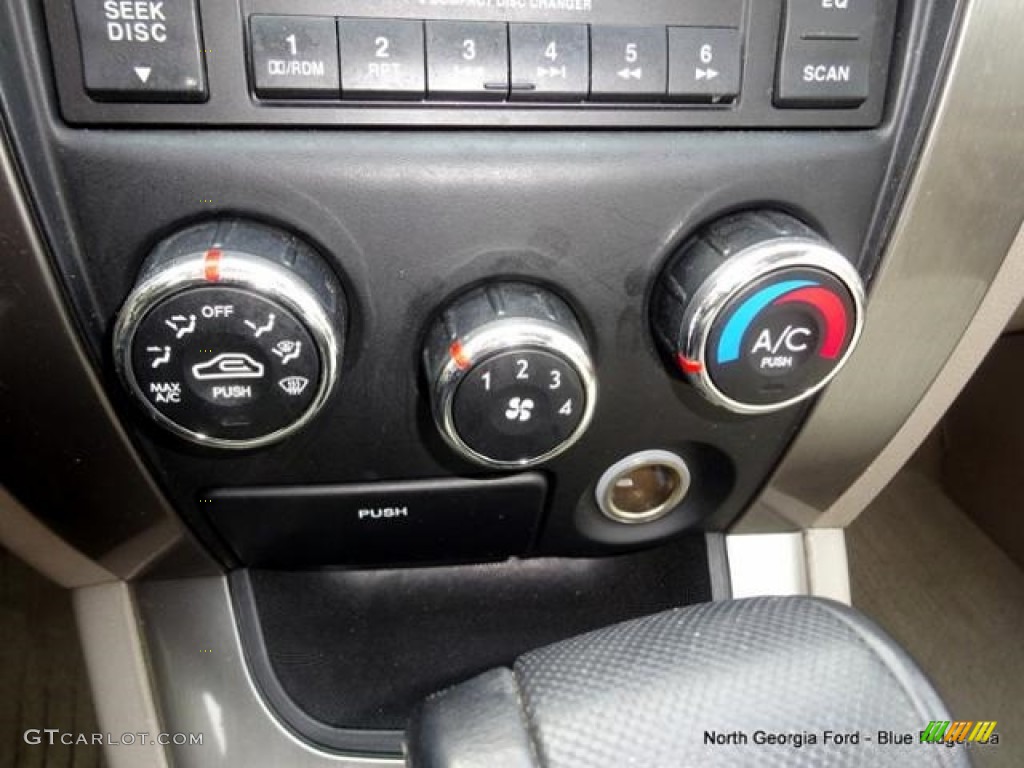 2005 Tucson GLS V6 - Nordic White / Beige photo #23